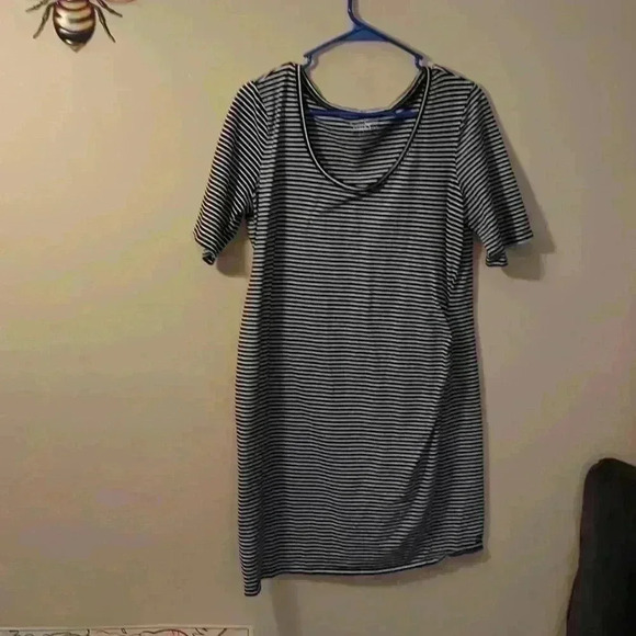 Bump start large size maternity dress - Picture 3 of 4